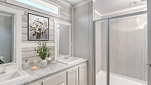 Canopy / Banyan 18763A Bathroom 136405
