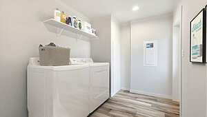 Diamond Series / Hope R76E Interior 119013