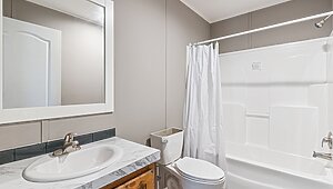 DD Extreme / Silverado L-2523H Bathroom 145588