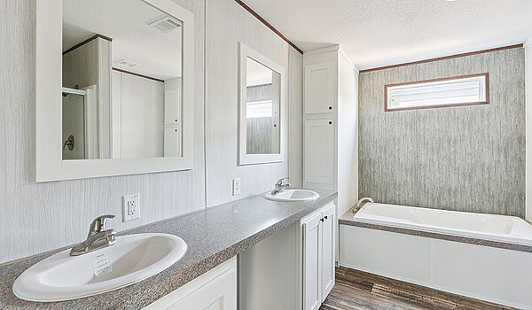 Suwannee Valley / Trenton V-2523I Bathroom 145636
