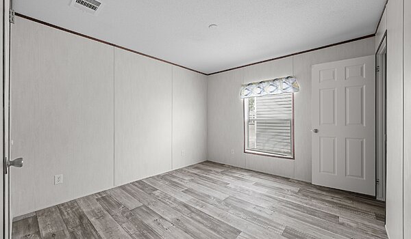 Suwannee Valley / Yellow Jacket V-5562J Bedroom 145631