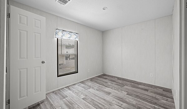 Suwannee Valley / Yellow Jacket V-5562J Bedroom 145639