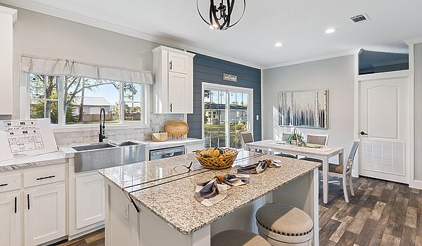 Painted Sheetrock / Blue Ridge H-3583B-PS Kitchen 145620