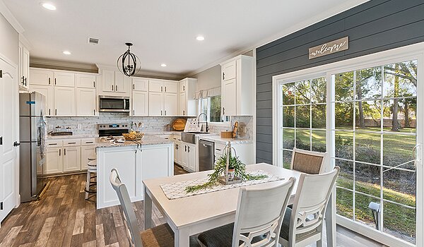Painted Sheetrock / Blue Ridge H-3583B-PS Kitchen 145628
