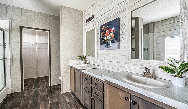 Signature Oaks / The Buckhead S-3583A Bathroom 60724