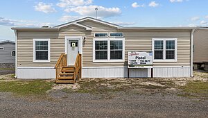 Signature Oaks / Pistol U-2443H Exterior 145710