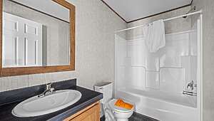 Classic Oak / Assassin Bathroom 145888
