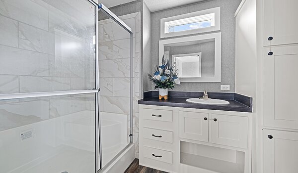 Classic Oak / Brunswick Bathroom 145897