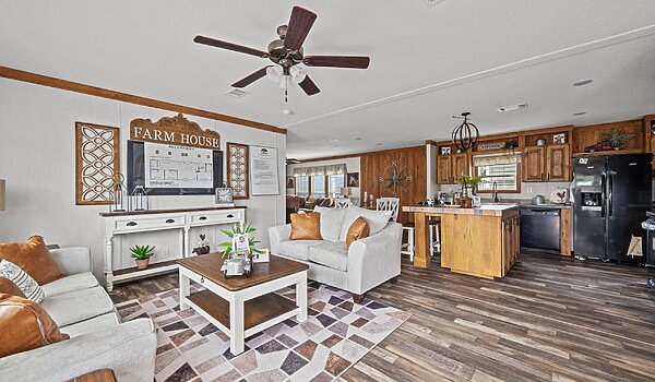 Classic Oak / Mayberry Interior 145881