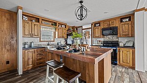 Classic Oak / Mayberry Kitchen 145874