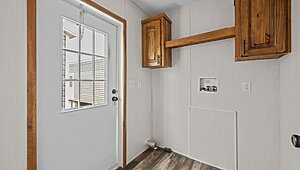 Classic Oak / Mayberry Utility 145913