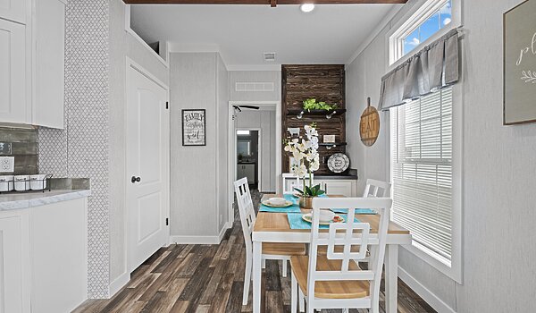 Signature Oaks / Naples M-5763O Interior 145923