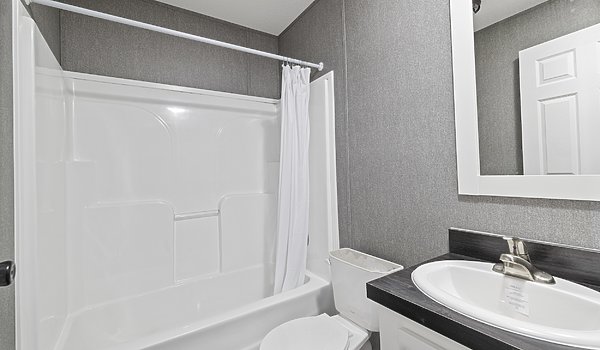 Signature Oaks / Naples M-5763O Bathroom 66926