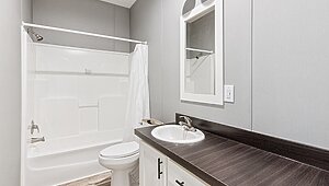 Signature Oaks / Raptor L-3524F Bathroom 145940
