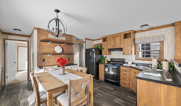Classic Oak / St. Augustine Kitchen 145936