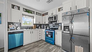 Classic Oak / Cedar River Kitchen 146180