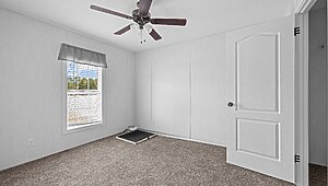 Classic Oak / Cedar River Bedroom 146210