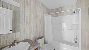 Runner Series / Costner Bathroom 146380