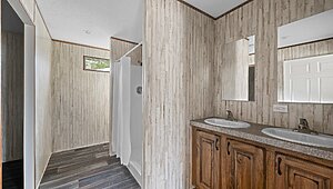 Runner Series / Costner Bathroom 146394