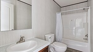 Runner Series / Dash Bathroom 146291