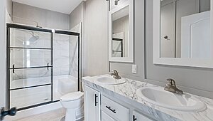 Signature Oaks / Defender Bathroom 146277
