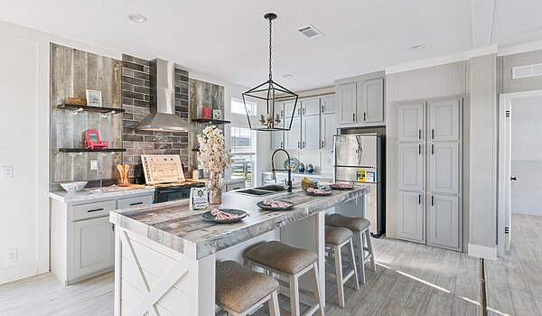 Signature Oaks / Defender Kitchen 146229