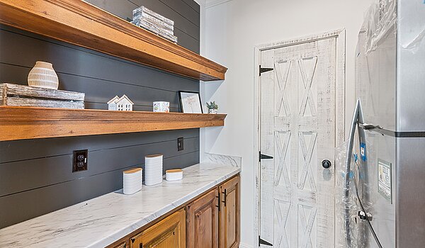 Painted Sheetrock / Dogwood Utility 146347