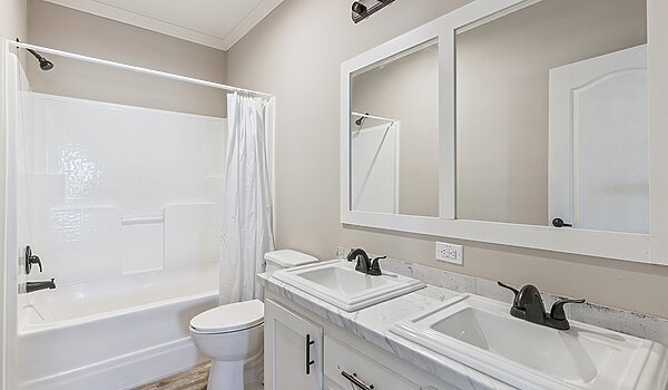 Painted Sheetrock / Dogwood Bathroom 146324