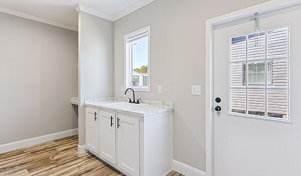 Painted Sheetrock / Dogwood Utility 146350