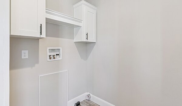 Painted Sheetrock / Dogwood Utility 146354