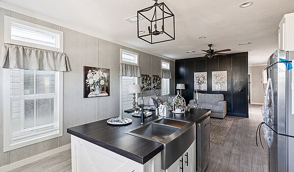 Classic Oak / Driftwood Kitchen 146243