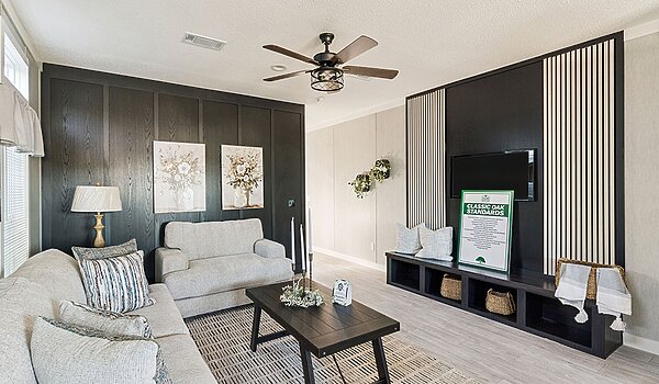 Classic Oak / Driftwood Interior 146249