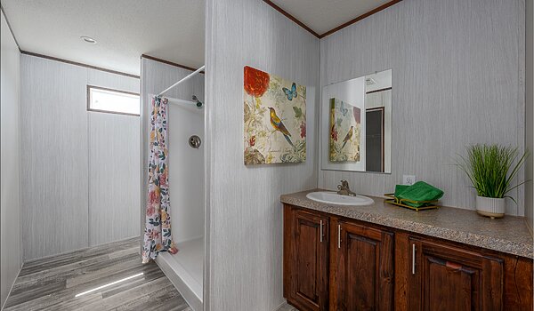 Runner SS Series / Earnhardt Bathroom 146345