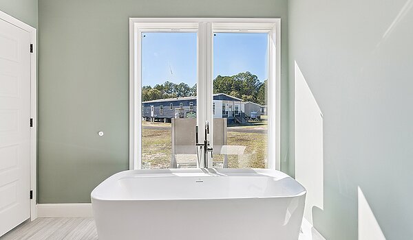 Plantation Series / Heritage Bathroom 146393