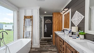 Deluxe Drywall / Lakeview Bathroom 146443