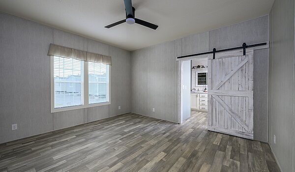 Signature Oaks / Lexi Bedroom 146452