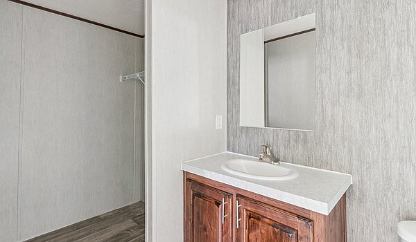 Runner SS Series / Mahomes Bathroom 146457