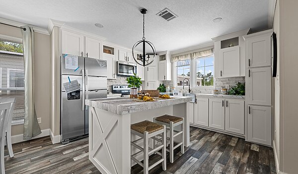 Deluxe Drywall / Miguel Kitchen 146507
