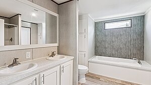 Suwannee Valley / Nitro Quatro Bathroom 146824