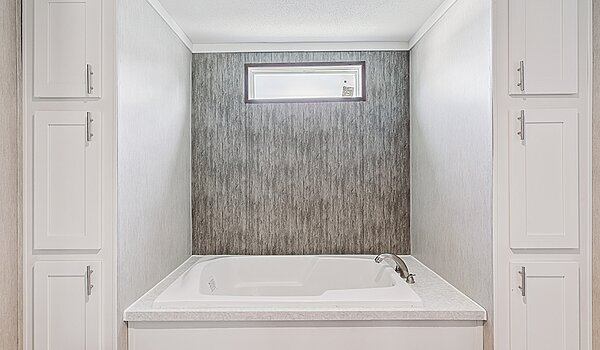 Suwannee Valley / Nitro Quatro Bathroom 146830