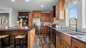 Classic Oak / Shelby Kitchen 146868