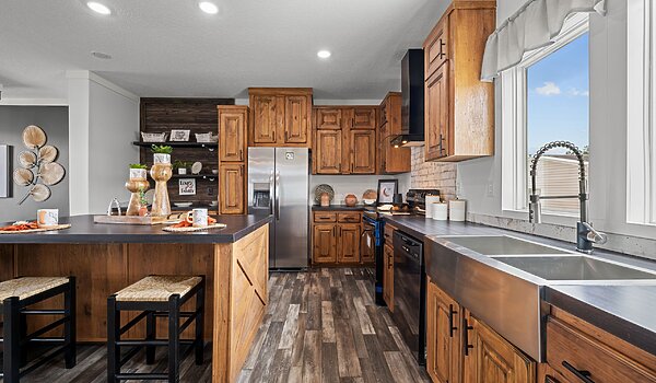 Classic Oak / Shelby Kitchen 146868