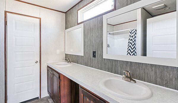 Suwannee Valley / Spring Ridge Bathroom 146895
