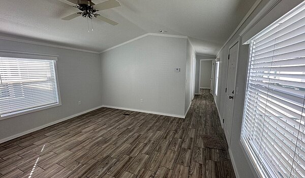 Solitaire Singlewide / 16763A Interior 134265