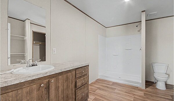 Solitaire Doublewide / Opal Ridge 28564A Bathroom 132133