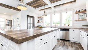 American Farm House / The Lulabelle Kitchen 29099