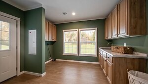 American Farm House / The Rocking Chair 73AFH32803AH Interior 127228