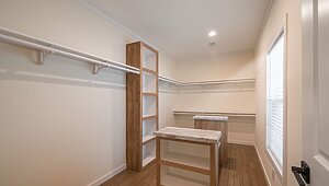 American Farm House / The Rocking Chair 73AFH32803AH Interior 127229