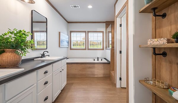 Admiral / The Reed 73ADM32643AH Interior 135288