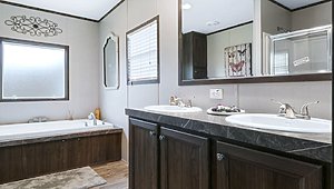 PENDING / Solution The Real Deal Bathroom 41957